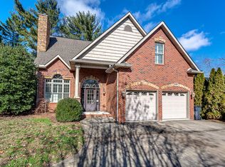 3859 Taliluna Ave, Knoxville, TN 37919