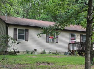 1409 Donalds Rd, Effort, PA 18330