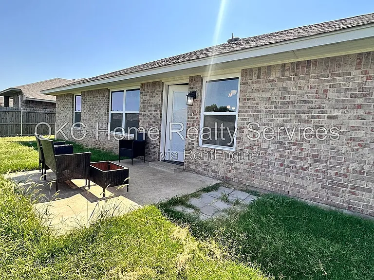 7724 Windstone Dr — Photo 30
