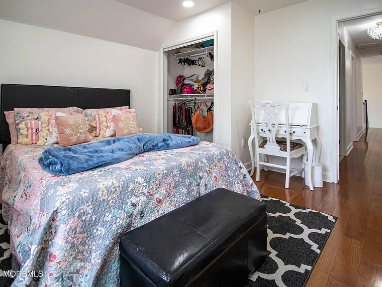 845 Woodbury Dr — Photo 16