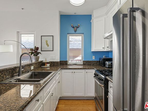 4th image of 1621 1/2 Rockwood St