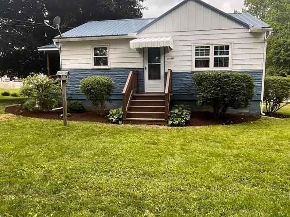 230 Ash St, Portage, PA 15946