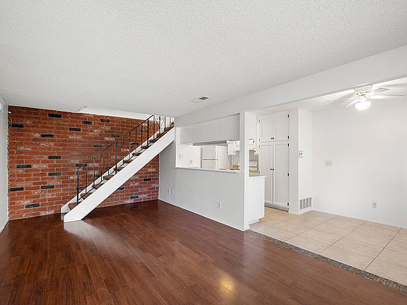 4th image of 12134 Lemon Crest Dr Unit 2