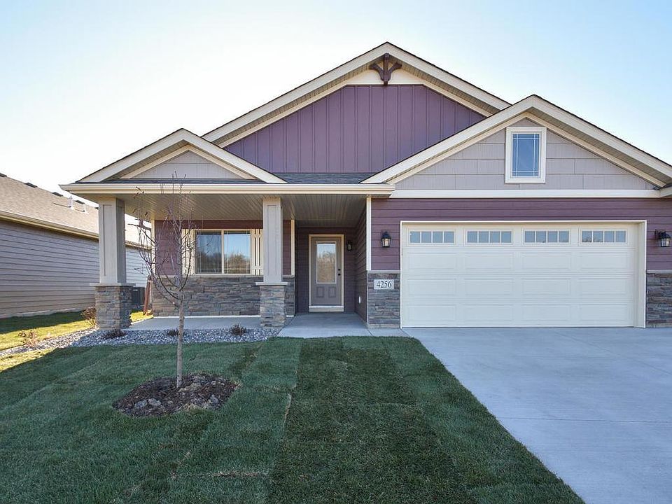 1st image of 4338 124th Ln N