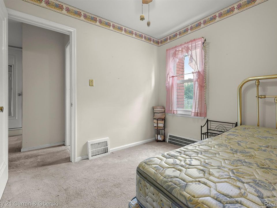 1659 18th St, photo 11
