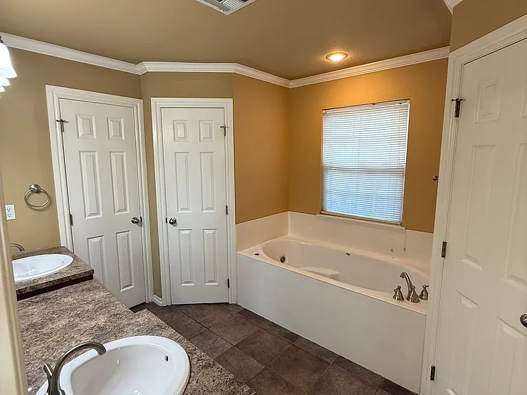 5202 S Redbud Dr W — Photo 12