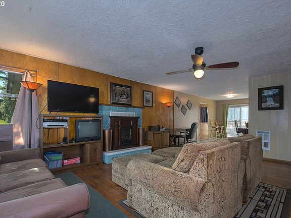 4th image of 6319 NE 17th Ave