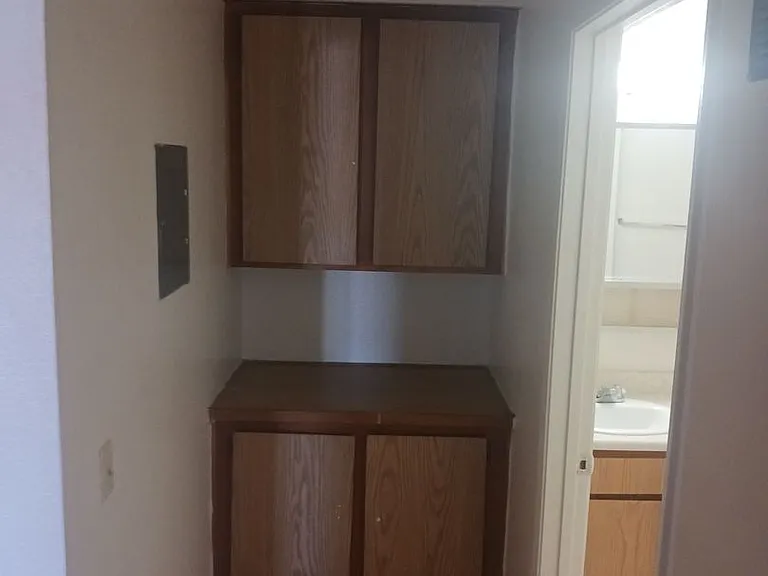 Agua Caliente Apartments — Photo 3