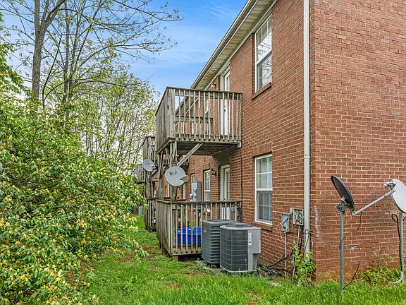 5th image of 2024 Cornerstone Dr