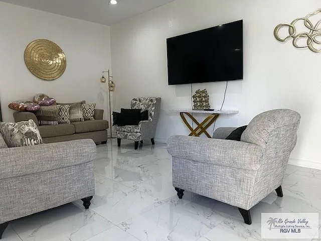 77 Santa Isabel Blvd #C-7 — Photo 2