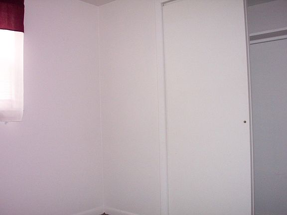 3rd image of 2294 Emmet St