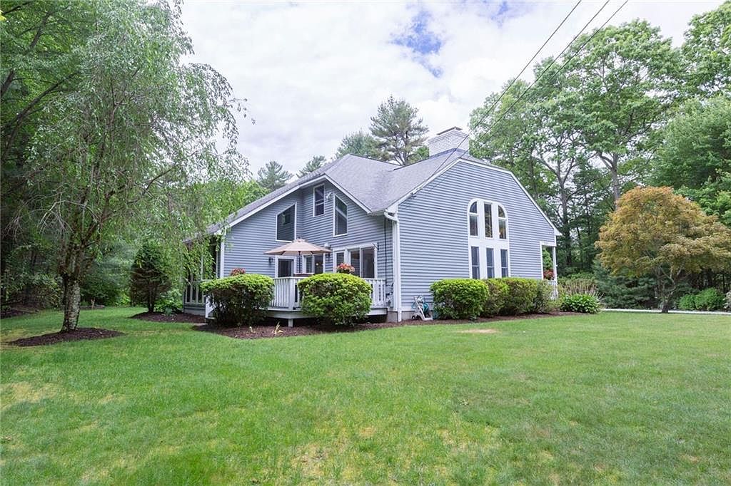 237 Weaver Hill Rd, Coventry, RI 02816 Zillow