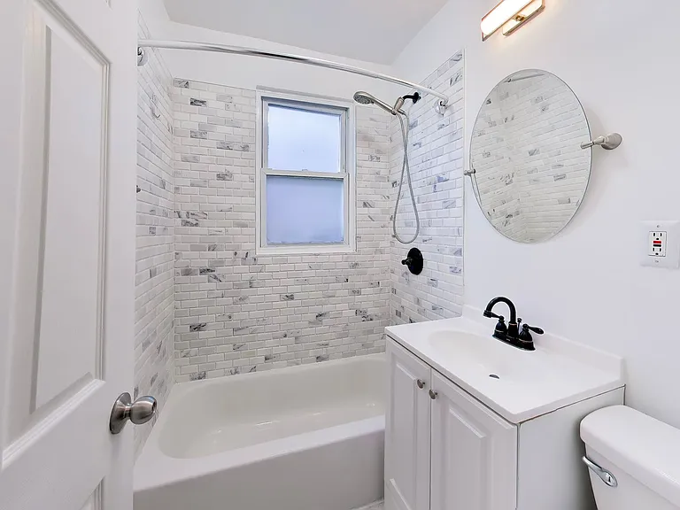 4230 Edson Pl NE — Photo 16