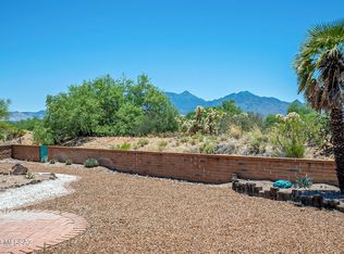 1051 W Vuelta Del Yaba, Green Valley, AZ 85622