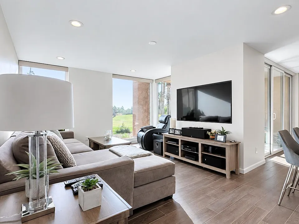 7401 N Scottsdale Rd #50
