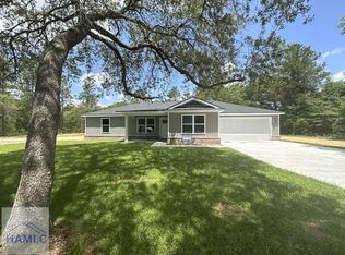 76 Tree Top Ln, Jesup, GA 31545