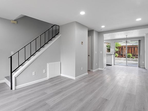 3rd image of 1062 Rymar Pl