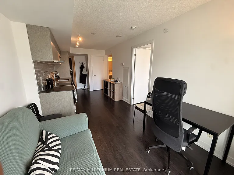 365 Church St #1901 — Photo 4