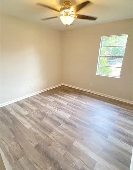 635 Maxwell St — Photo 8
