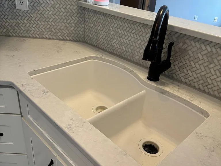 7233 Sorrenta Rd — Photo 14