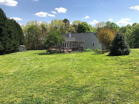 4th image of 4336 Claralee Ln