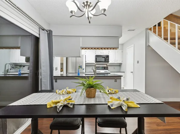 2200 W Park Blvd APT 3502, Plano, TX 75075