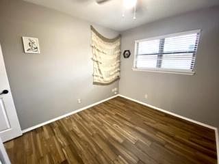 5th image of 541 Marilyn Dr