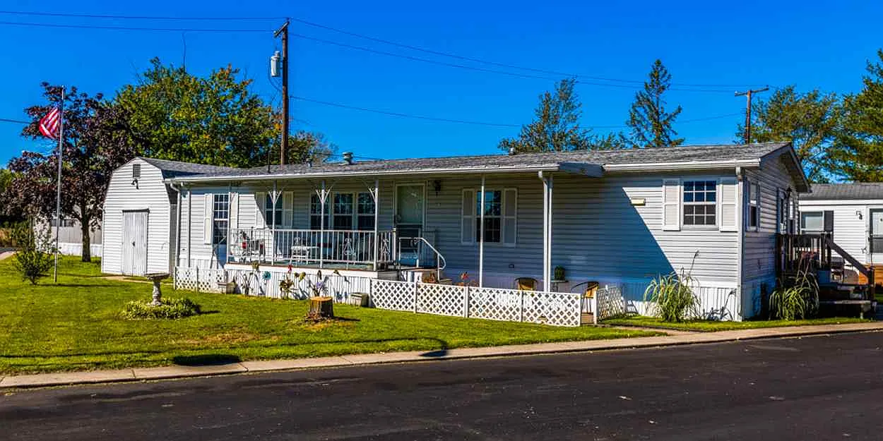 Pleasantville — Photo 1