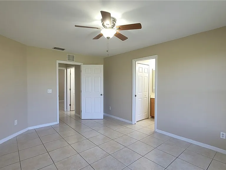 2026 Andalusia Blvd — Photo 10