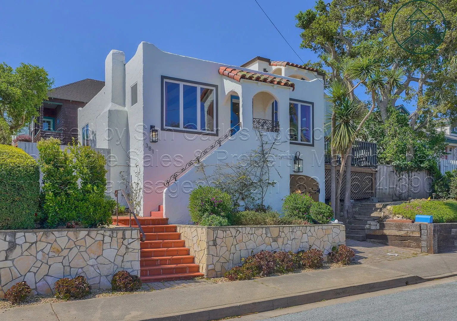 "Casita Del Mar" - Two Bedroom Spanish Style Beach Bungalow — Photo 1