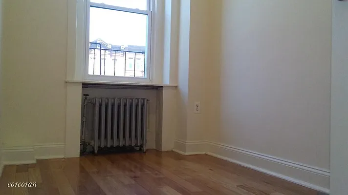 Rented by Corcoran | media 27