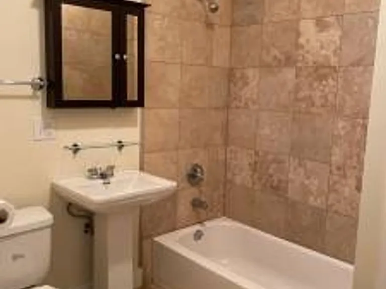 Cranmore Apartments — Photo 43