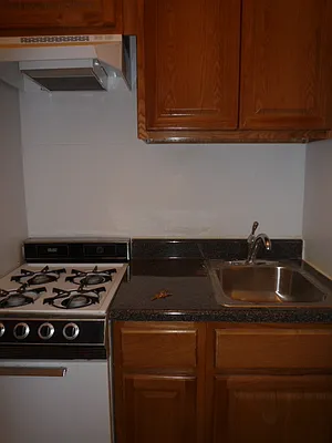 Rented by New Yorker Realty | media 12