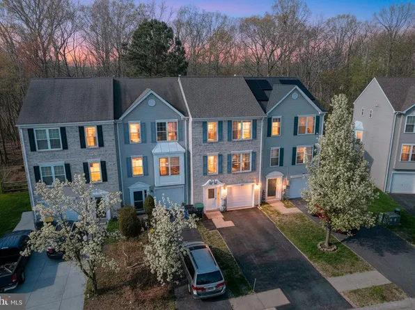 360 N Barrington Ct, Newark, DE 19702