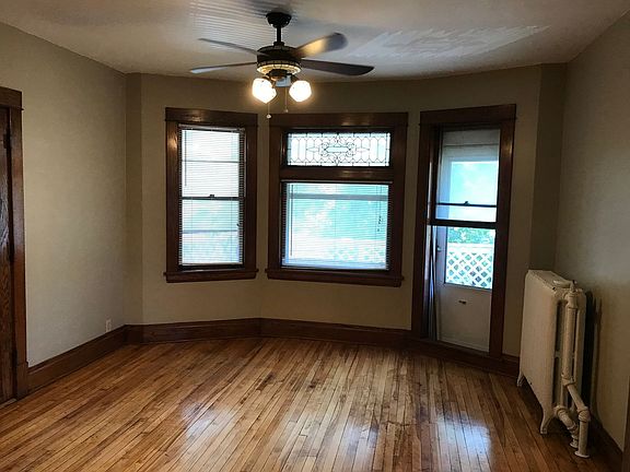 3rd image of 693 Wilson Ave APT 1