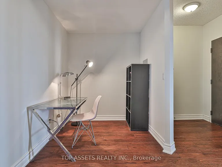 761 Bay St #3102 — Photo 39