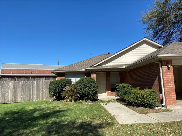 11019 Longtom Ct, Houston, TX 77086