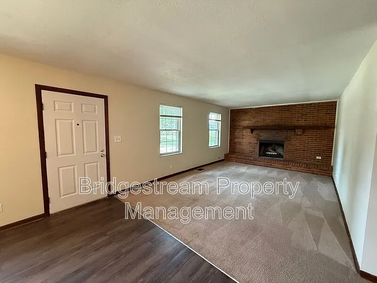 1444 Minstrel Dr #A — Photo 2