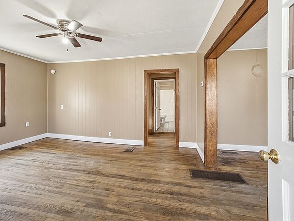 4th image of 11494 New Garden Rd