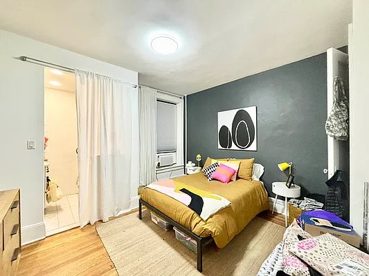 Rented by Jonathan Wachtel, LREB | media 10