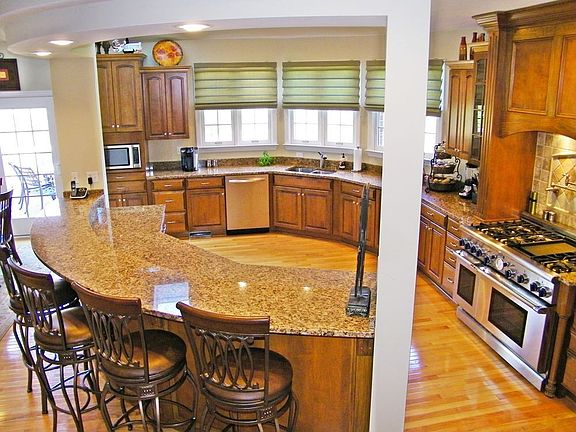 5th image of 419 Wynstone Dr