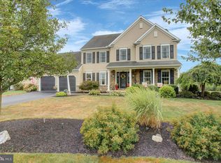 84 Hillside Rd, Mechanicsburg, PA 17050