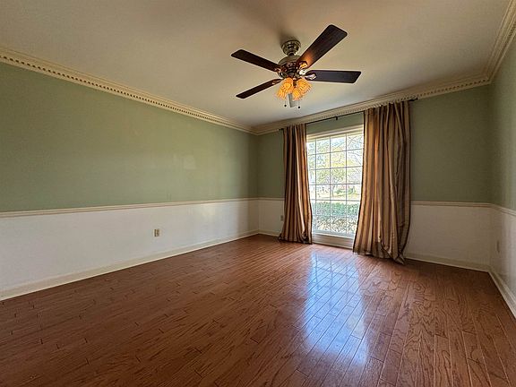 5th image of 7071 Riverwood St