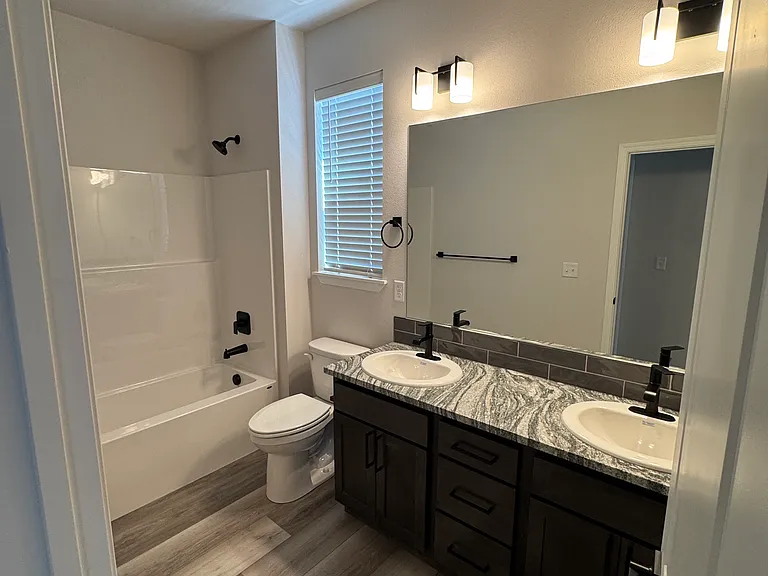 8412 E Rich Ave — Photo 12