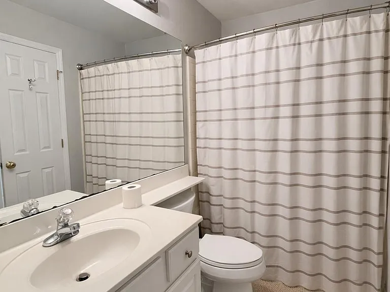 1211 Westview Ln #101 — Photo 5
