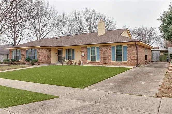 3 bed, 1235 sqft, $1,925 — Photo 3
