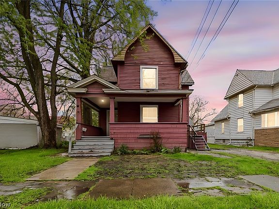 2nd image of 545 W 36th St