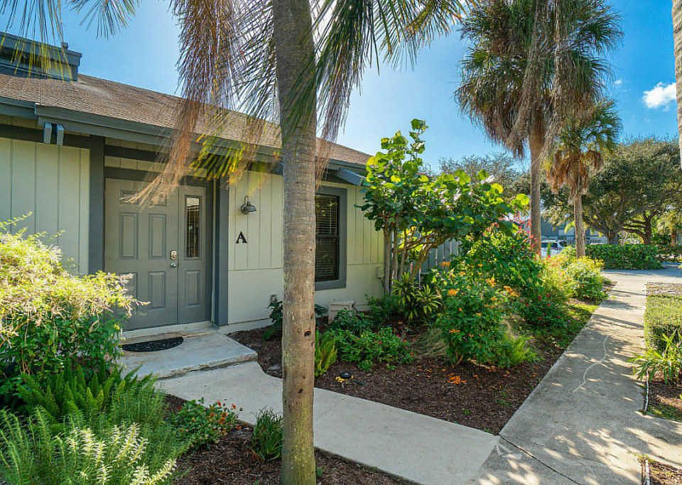 1st image of 422 N Cypress Dr