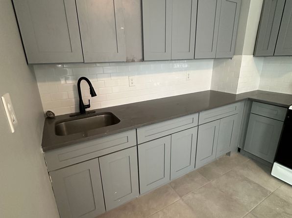 23 Bond St APT 2