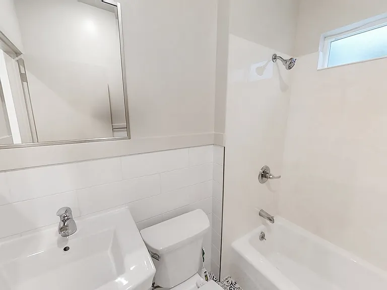 1865 Euclid Ave — Photo 20